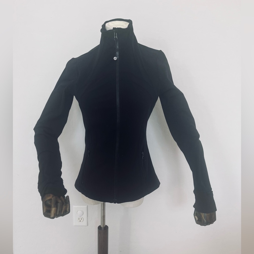 Lululemon bundle set of 5 -Define Jacket Luon, Scuba full-zip, crop jacketSize 8 - Picture 4 of 10